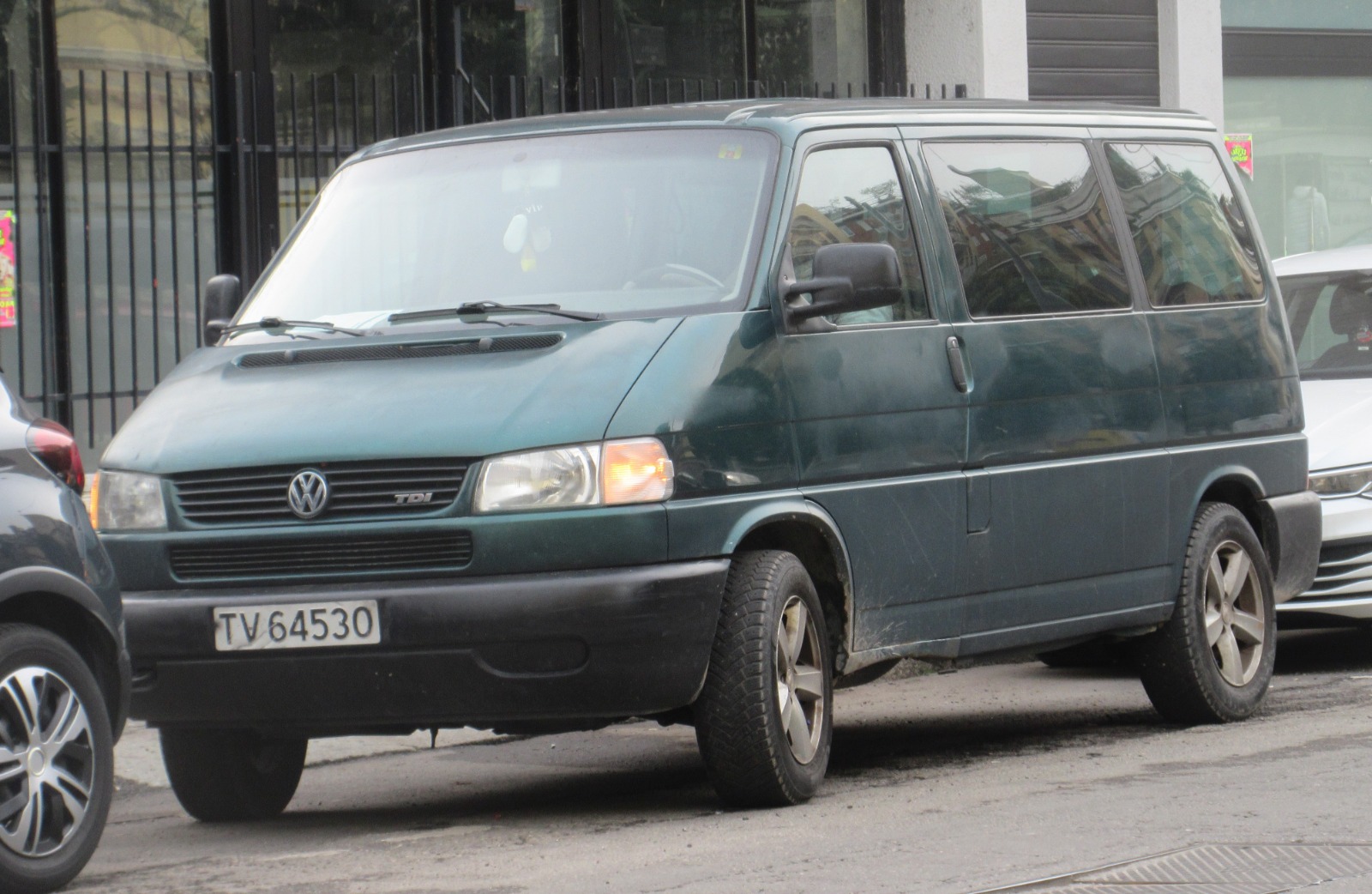 TV 64530, Volkswagen Caravelle T4, 1996–2003