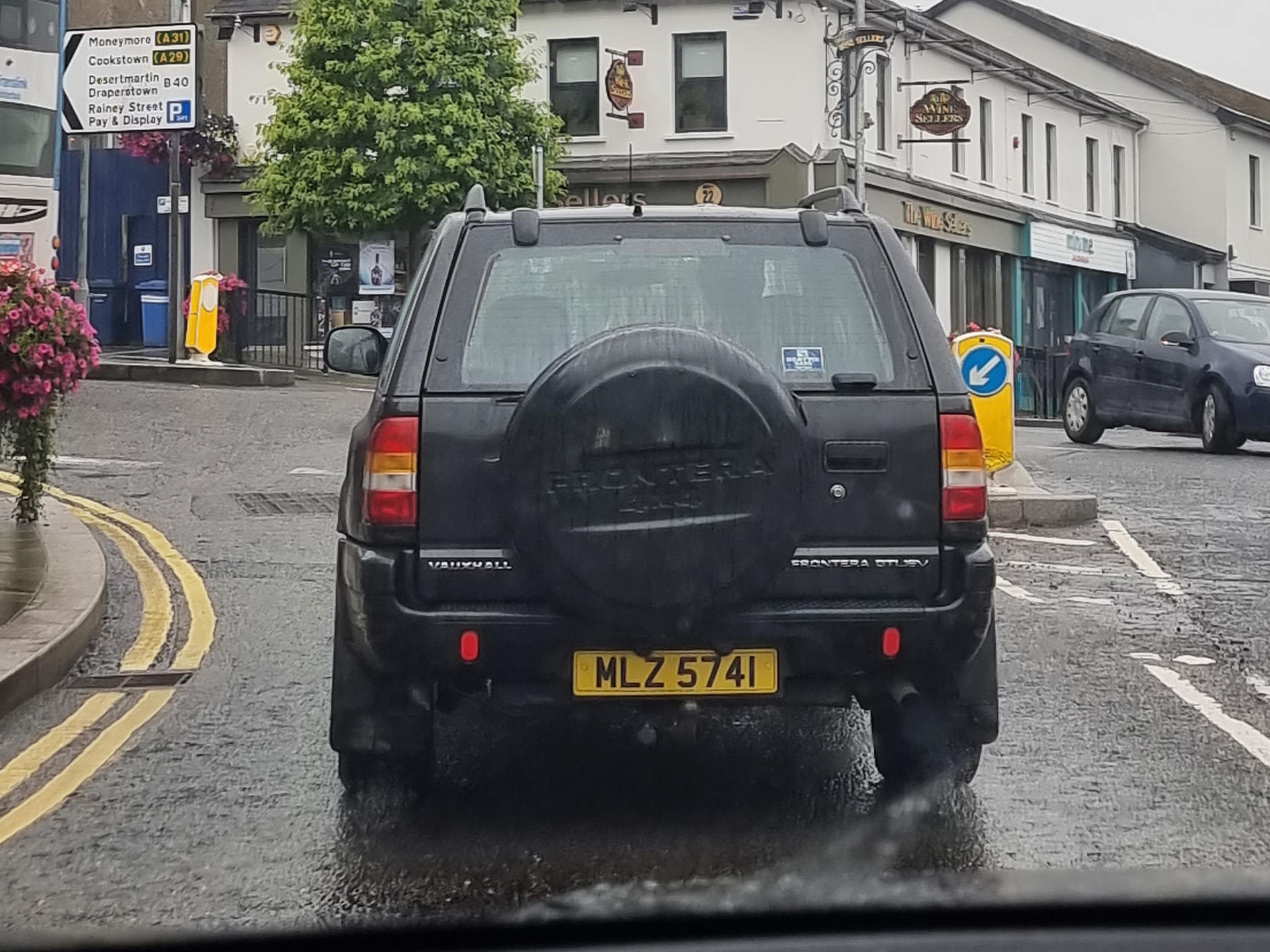 MLZ5741, Vauxhall Frontera 2nd gen Sport 3-door SUV (U99), 1998–2004