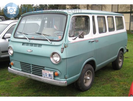 670-WNI, Chevrolet Sport Van