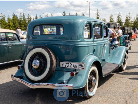 у722ав96, Ford V8