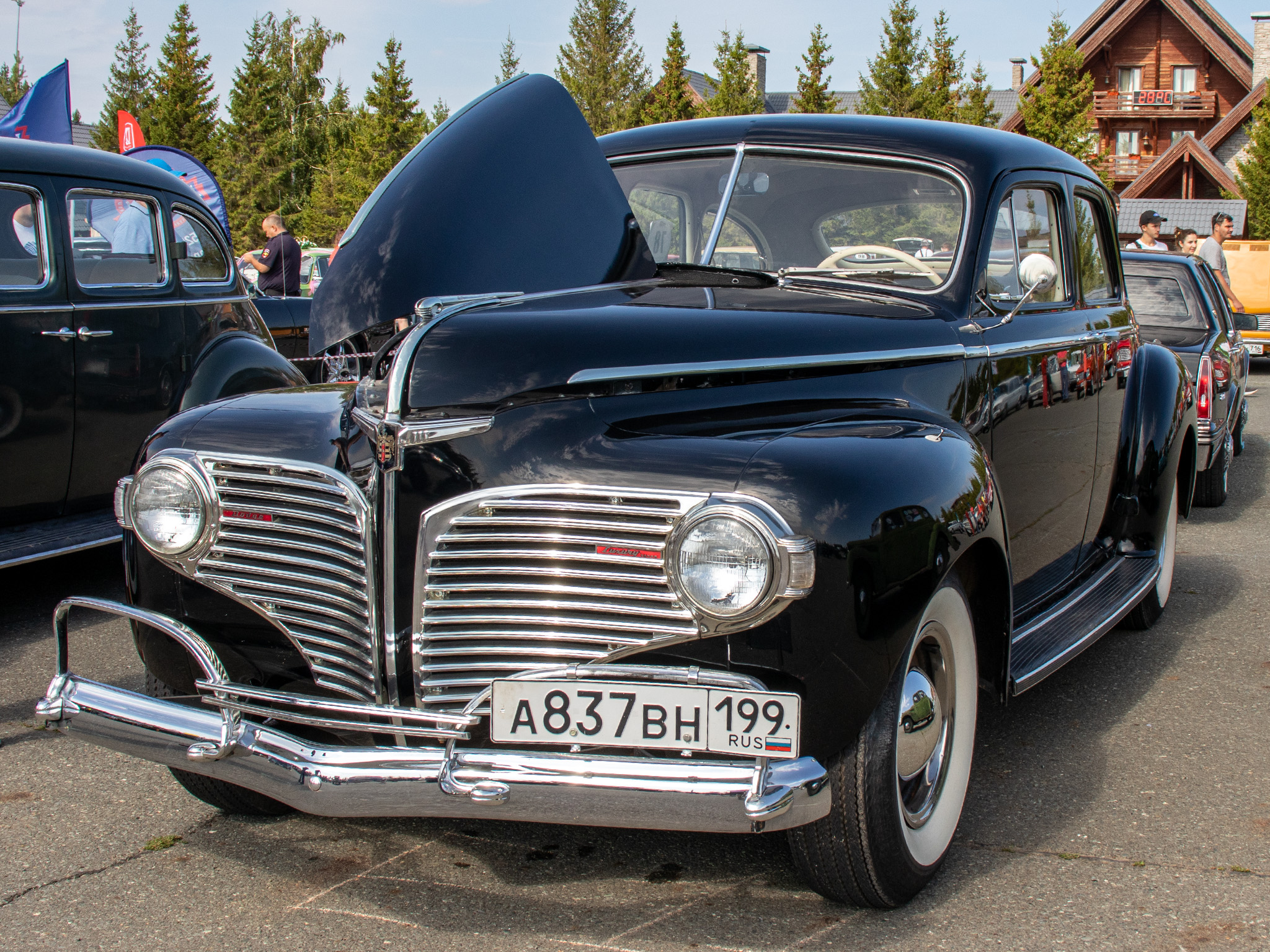 а 837 вн 199, Dodge Luxury Liner 