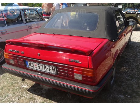 NS 578-FM, Opel Ascona