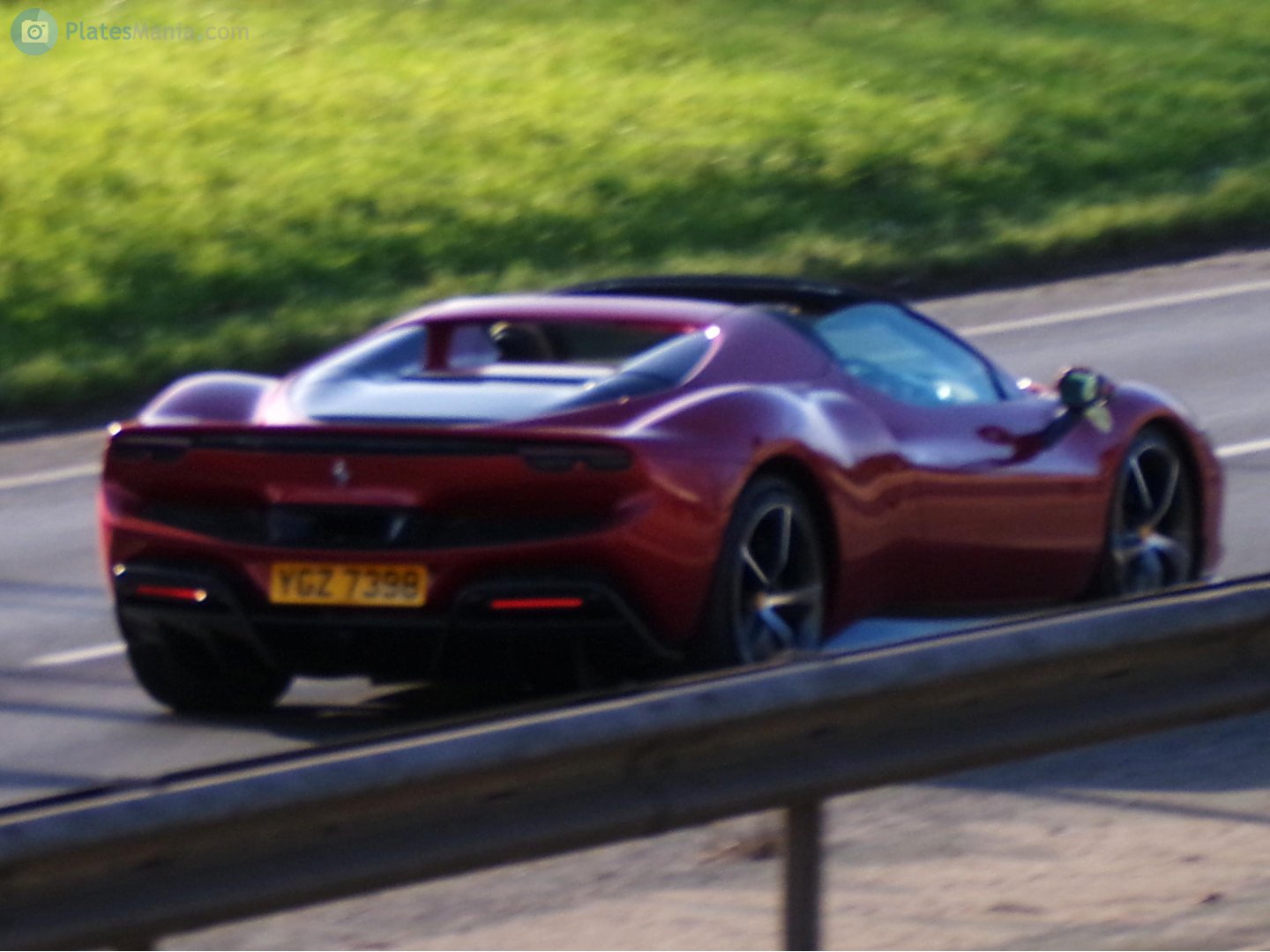 YGZ7398, Ferrari 296 1st gen (GTS) Targa (F171), 2022–