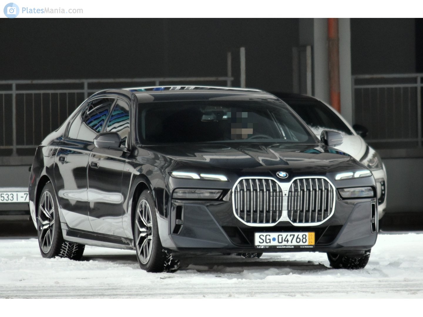 SG 04768, BMW 7 Series 7th gen (G70), 2022–