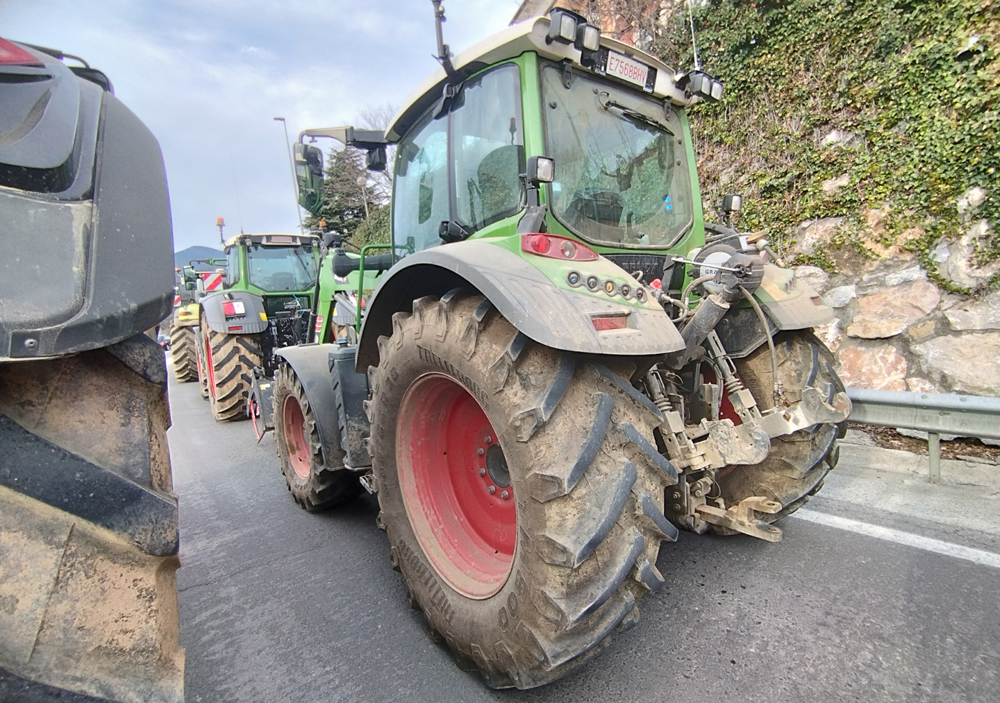 E 7568 BHV, Fendt 500-Series 