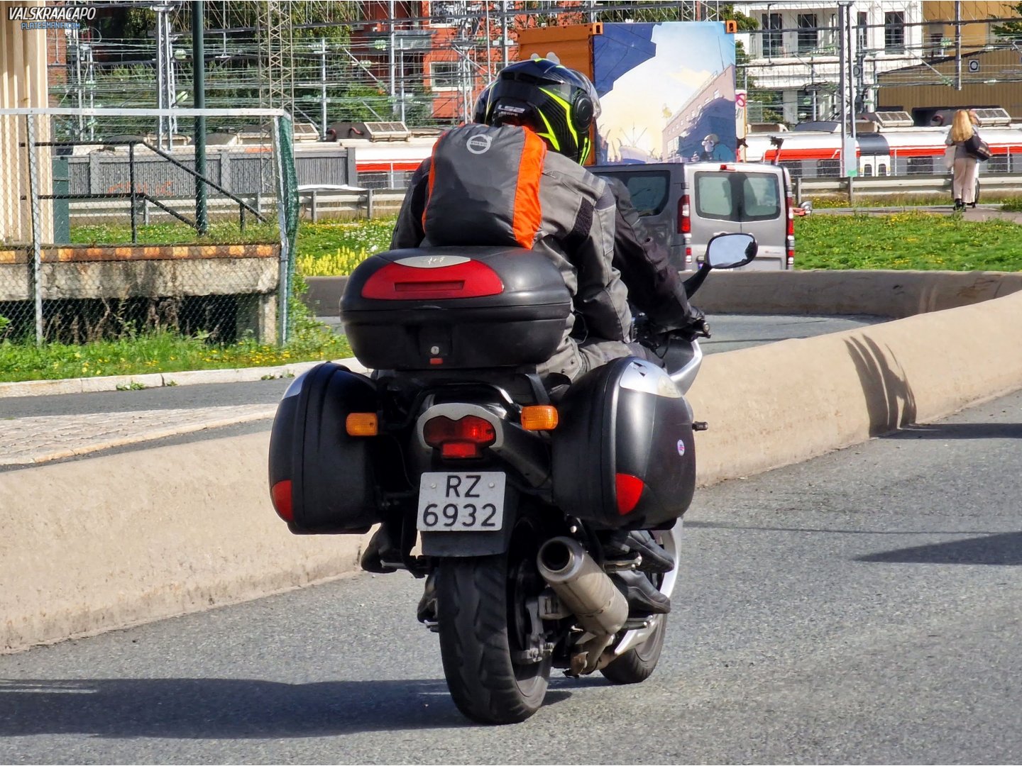 RZ 6932, Suzuki GSF Series (Bandit) 2nd gen GSF600/1200, 1995–2007