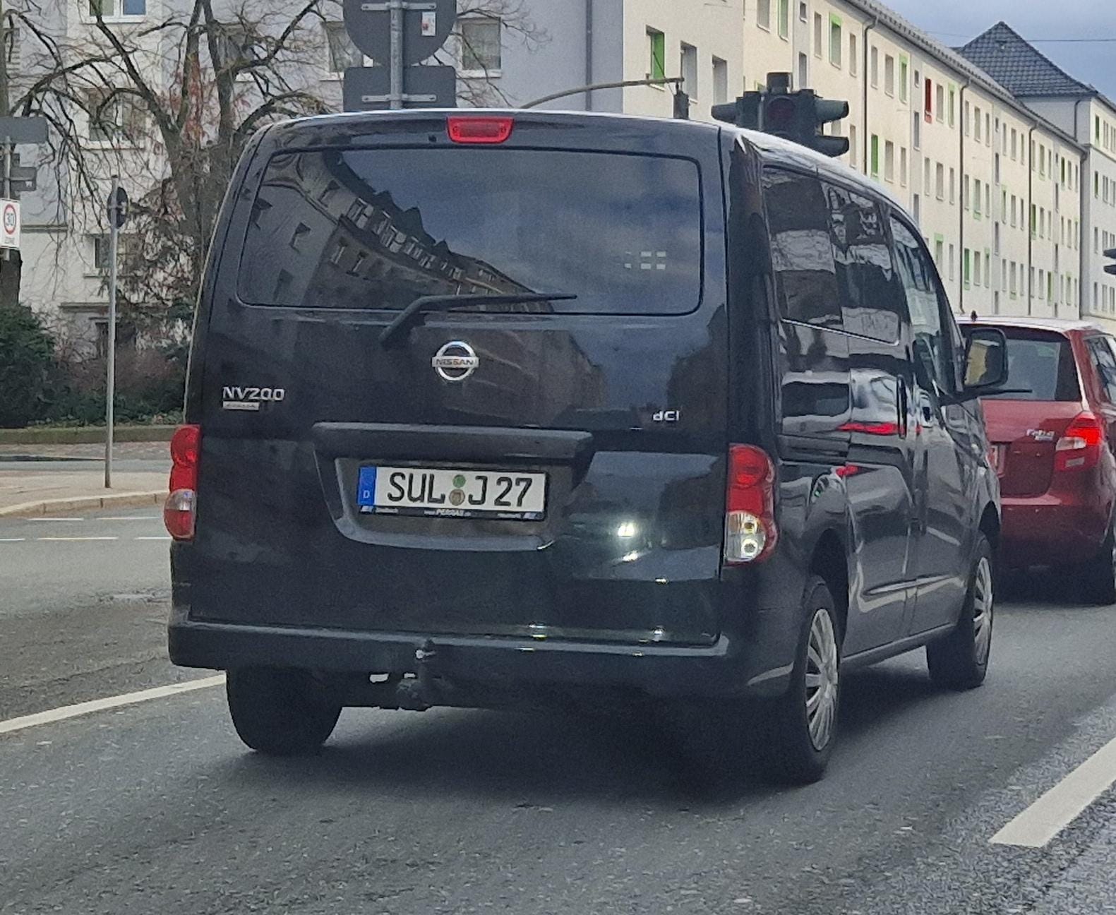 SUL J 27, Nissan NV200 1st gen (Vanette, Evalia) Passenger Van (M20), 2009–