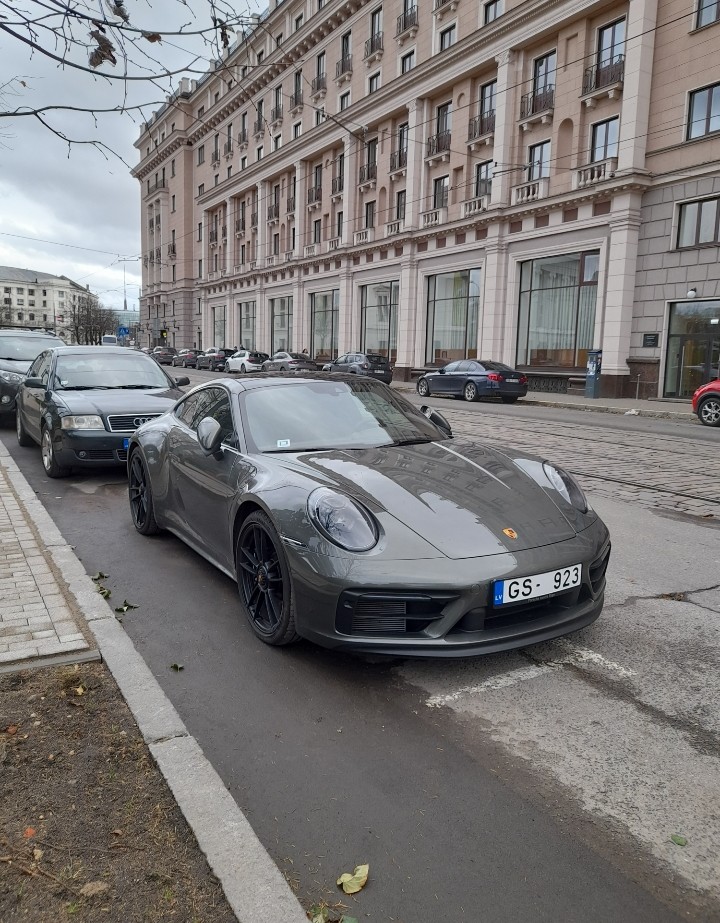 GS-923, Porsche 911 8th gen Coupé (992.1), 2019–2025