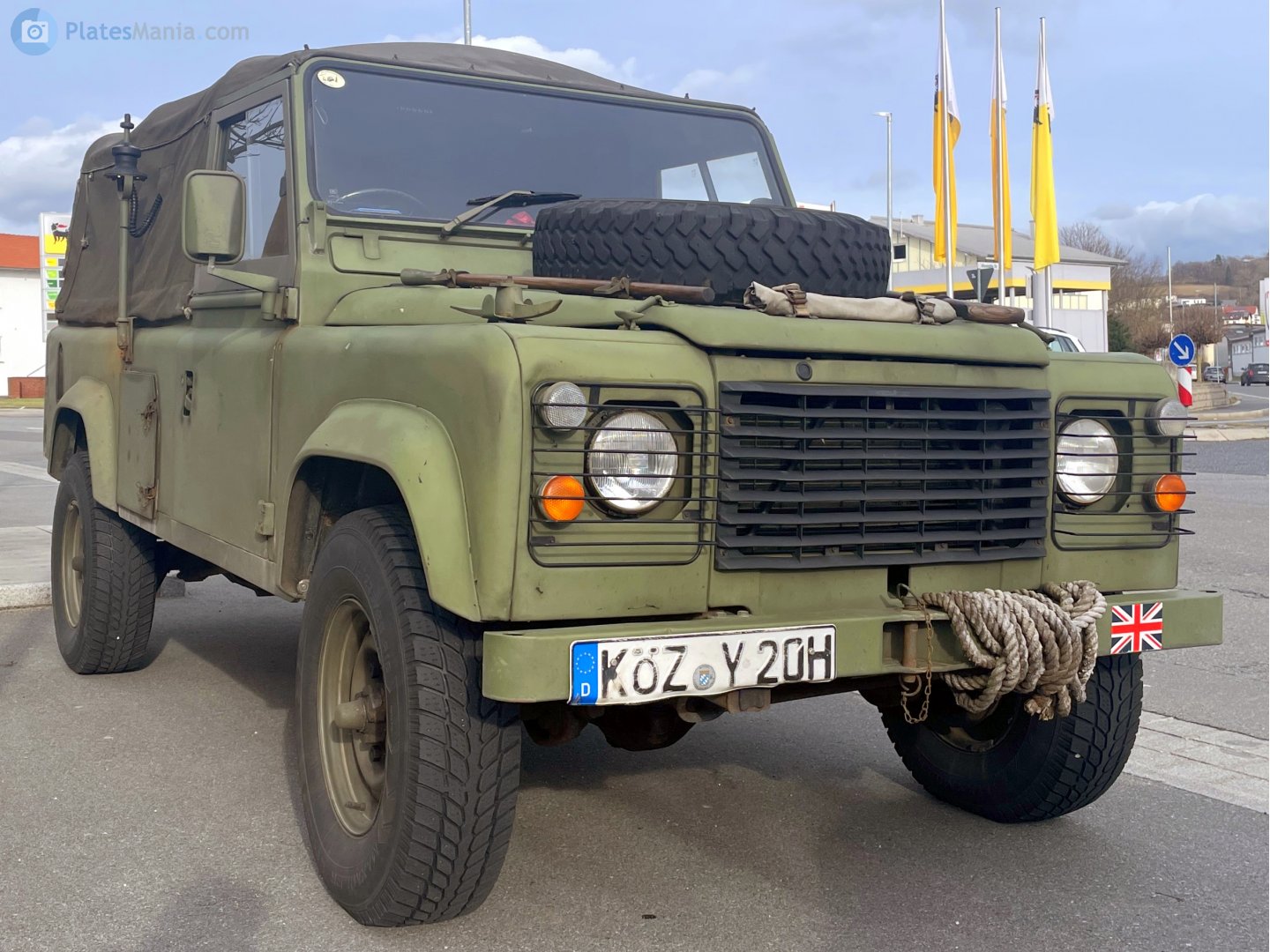 KÖZ Y 20 H, Land Rover Defender 1st gen 110