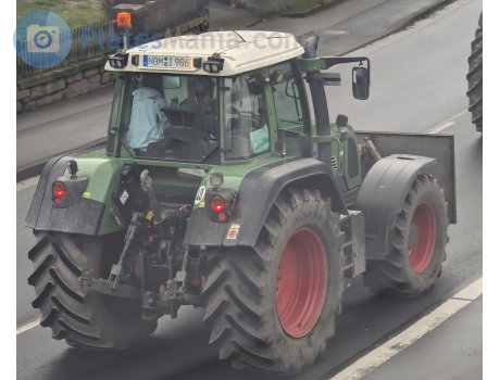NOM I 906, Fendt 700-Series