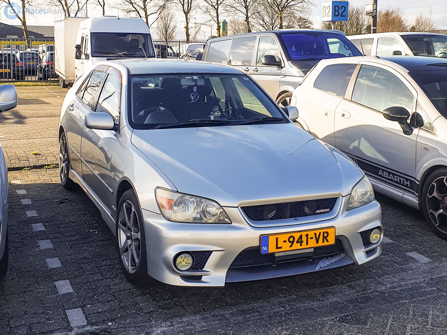 L-941-VR, Toyota Altezza 1st gen Sedan (E10), 1998–2005