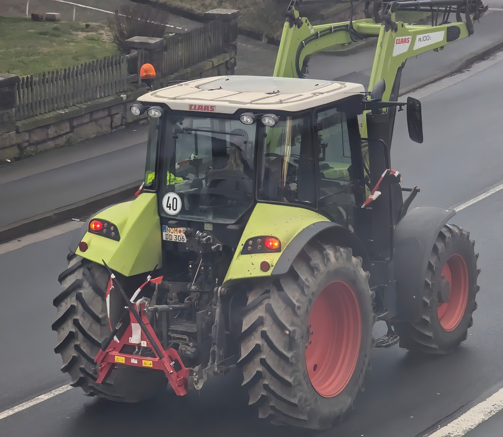 NOM DD 306, Claas Arion 