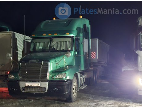 а242ку27, Freightliner Century Class