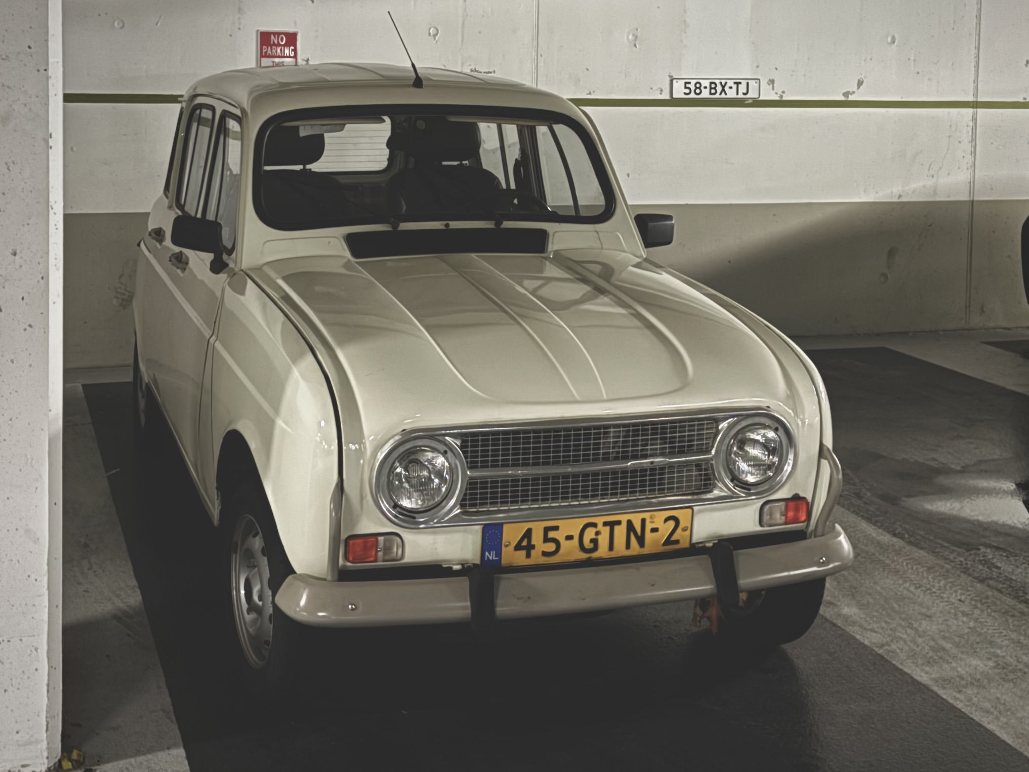 45-GTN-2, Renault 4 1st gen Sedan/Hatch (112), 1961–1992