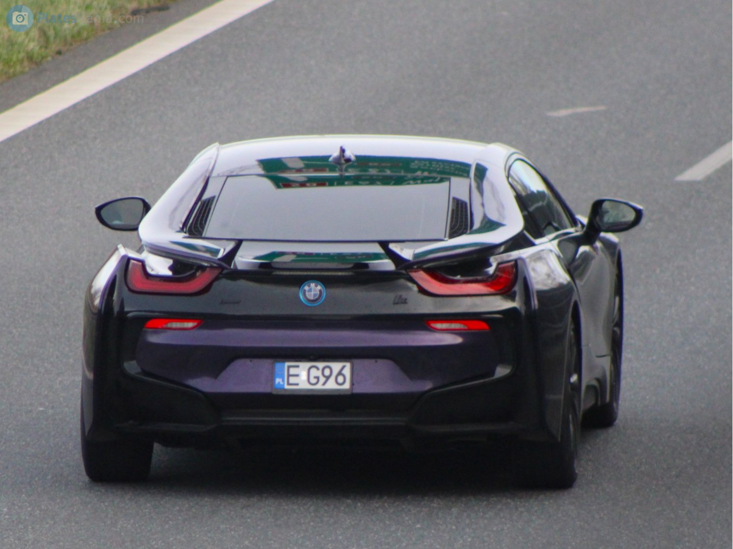 E G96, BMW i8 1st gen Coupé (I12), 2014–2020