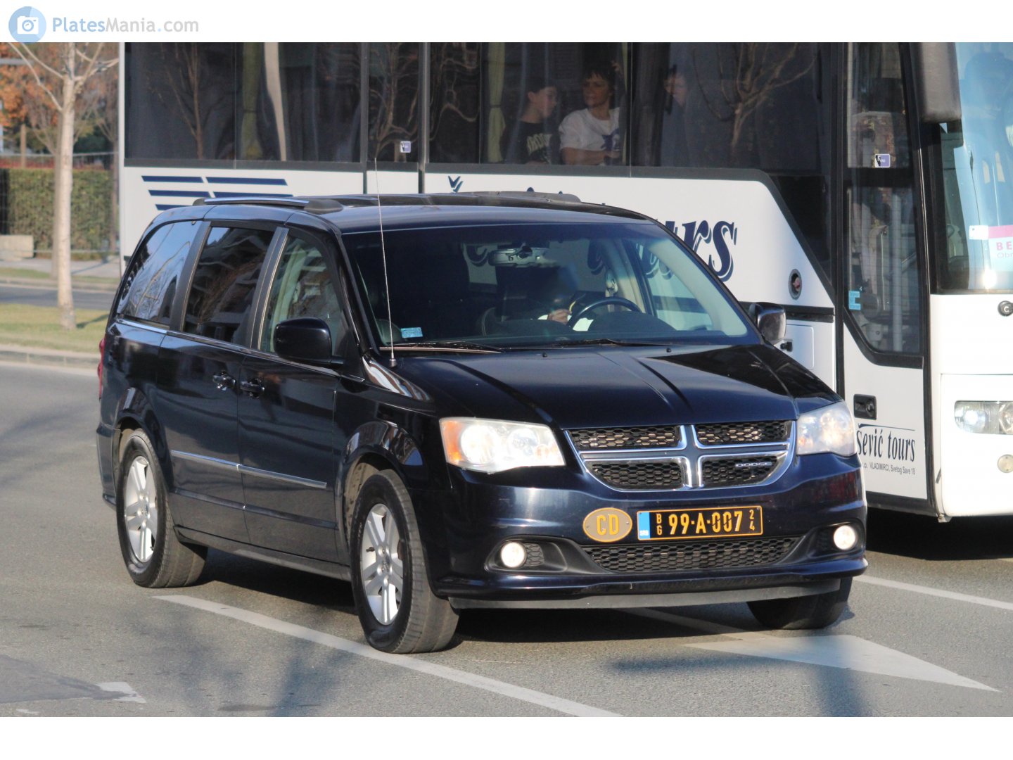 BG 99-A-007, Dodge Caravan 4th gen (RS), 2000–2007