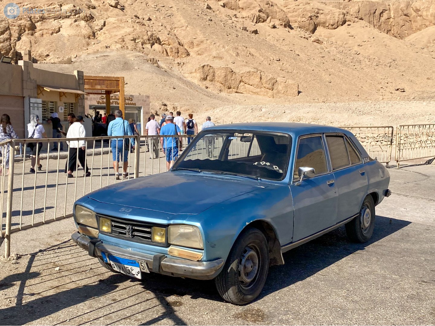 ٥١٧٨ قعص, Peugeot 504 1st gen Sedan (E), 1968–1983 (–1999 for LATAM-market, –2006 for African-market)