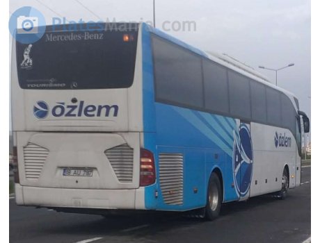 18 AU 787, Mercedes-Benz Tourismo