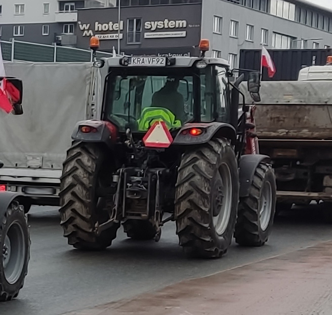 KRA VF92, Massey Ferguson 5000-Series 