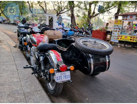 1JX-7619, Royal Enfield Classic