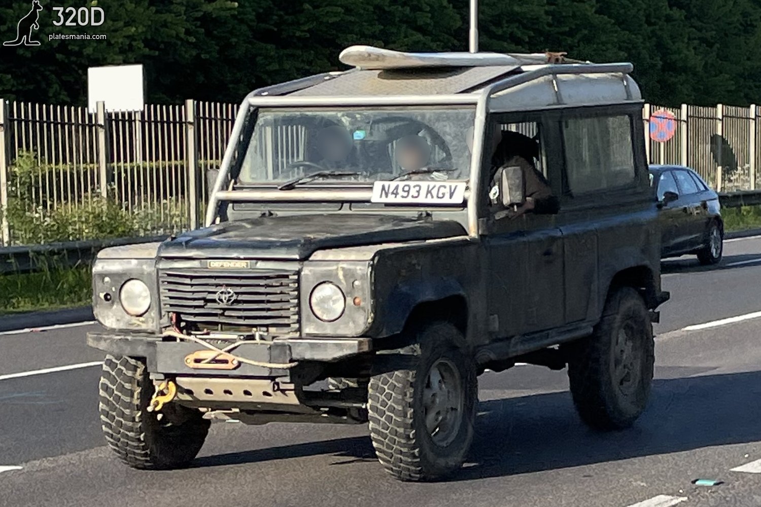N493KGV, Land Rover Defender 1st gen 90
