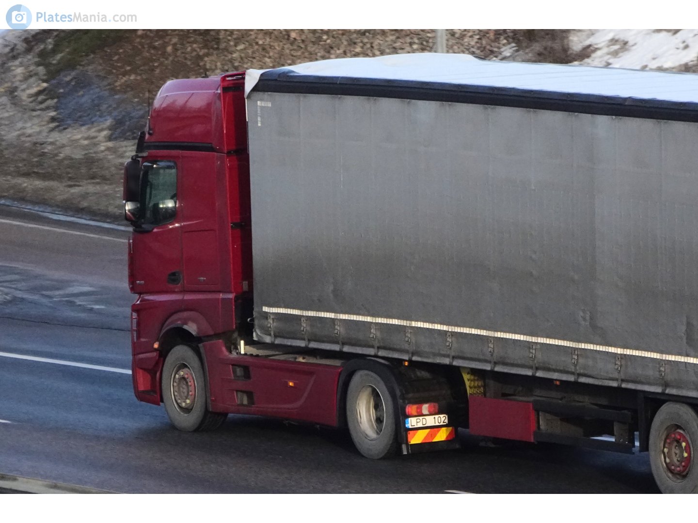LPD 102, Mercedes-Benz Actros 3rd gen (MP4/MP5), 2011–