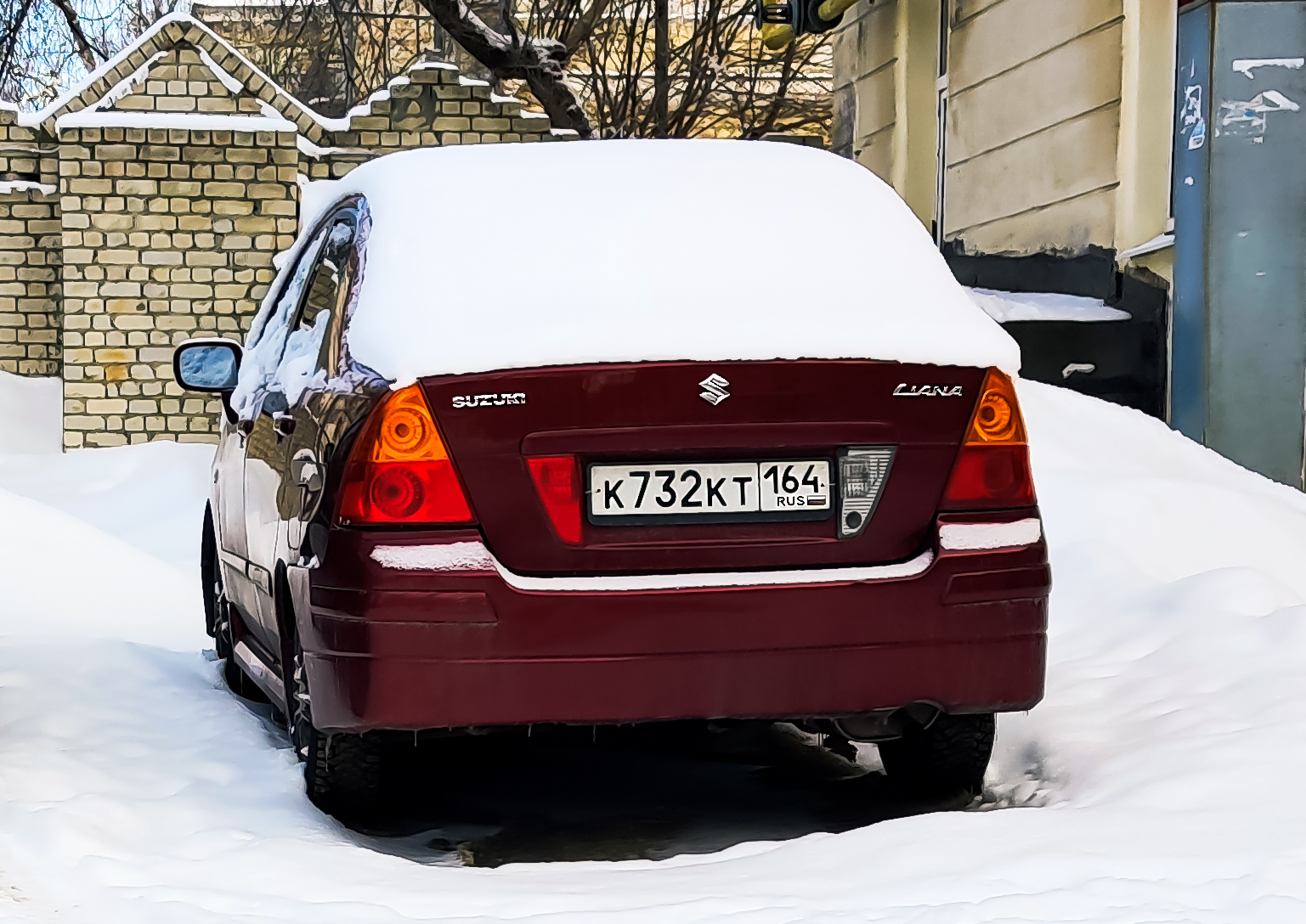 к 732 кт 164, Suzuki Liana 1st gen Sedan (RH), 2001–2007 (–2014 for PK-market)