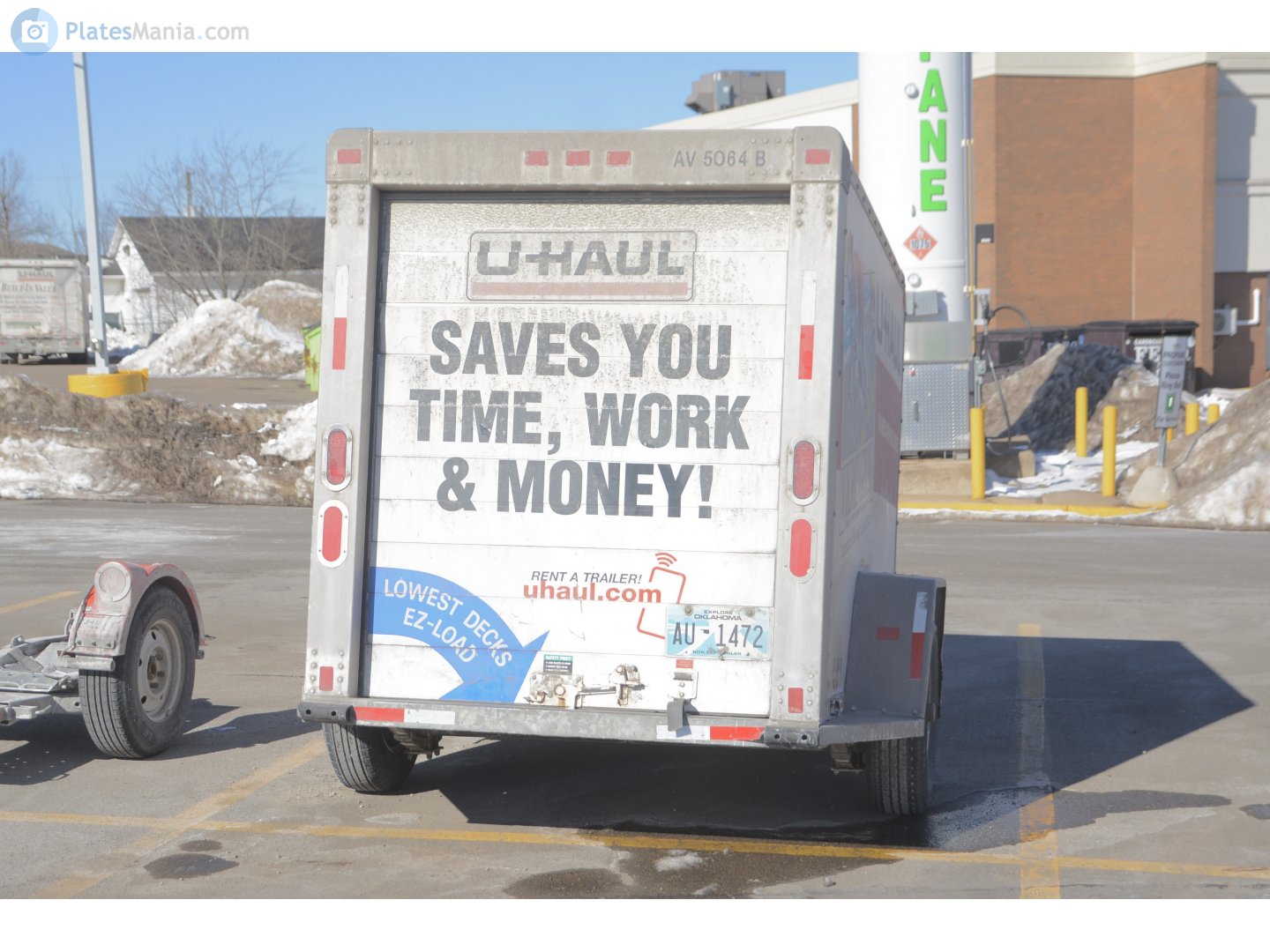 AU-1472, U-Haul 5' x 8' Cargo Trailer (AV) 