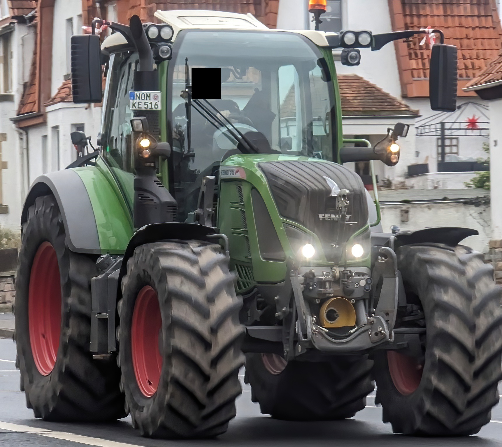 NOM KE 516, Fendt 500-Series 