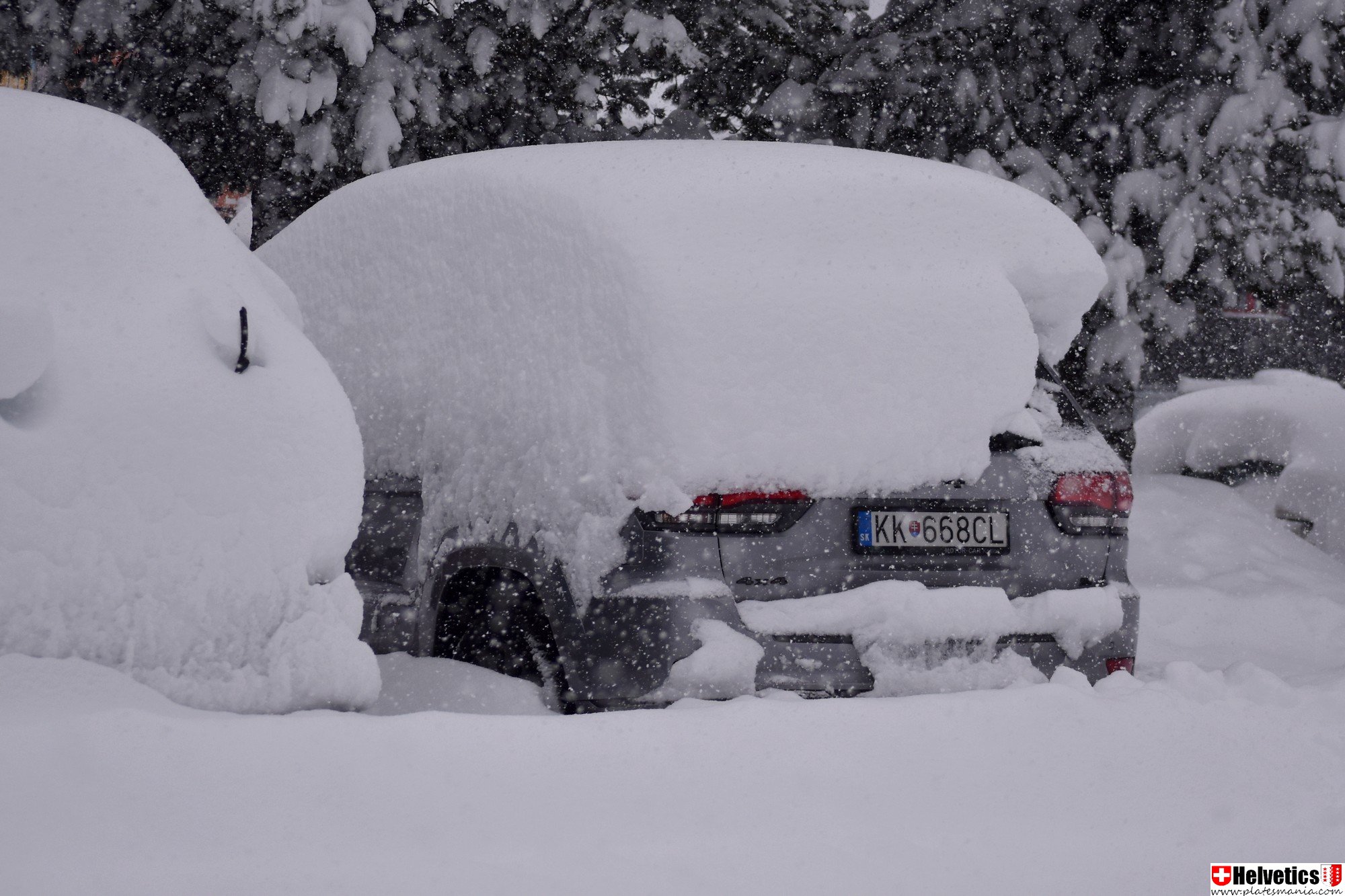 KK-668CL, Jeep Grand Cherokee 4th gen (WK2), facelift, 2013–2022