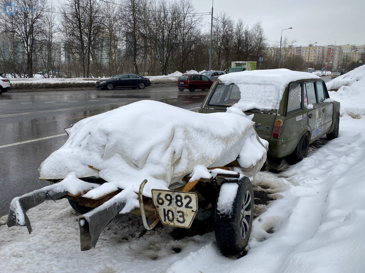 6982 ЮЗ, Trailers (1977) 