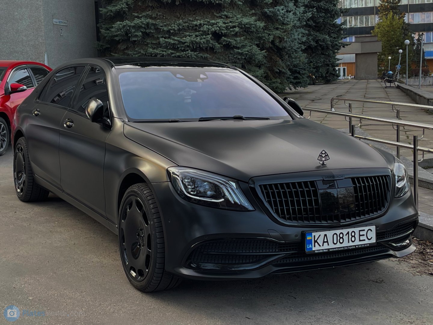 KA 0818 EC, Mercedes-Benz S-Klasse Maybach, 8th gen Sedan (X222), 2015–2020