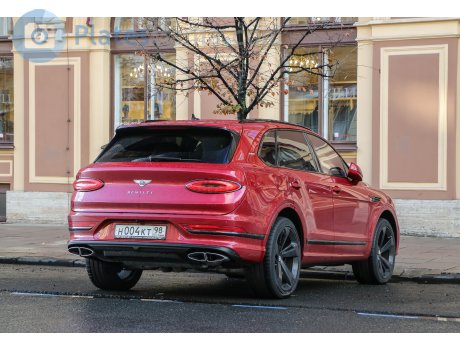 н004кт98, Bentley Bentayga