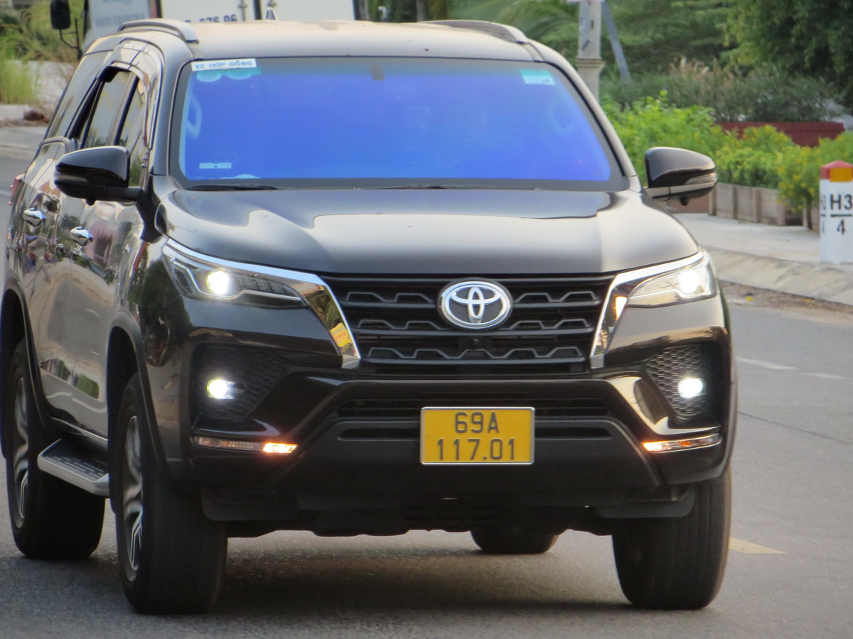 69A-117.01, Toyota Fortuner 2nd gen (AN160), 2015–