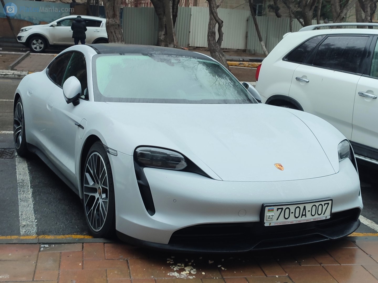 70 OA 007, Porsche Taycan 1st gen Sedan (9J1), 2019–2024