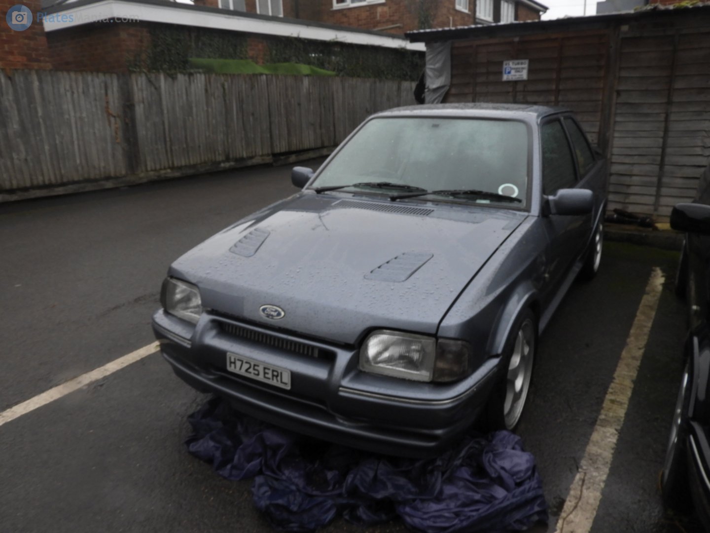 H725ERL, Ford Escort 