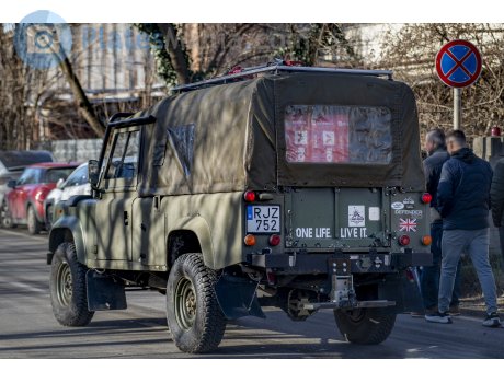 RJZ-752, Land Rover Defender