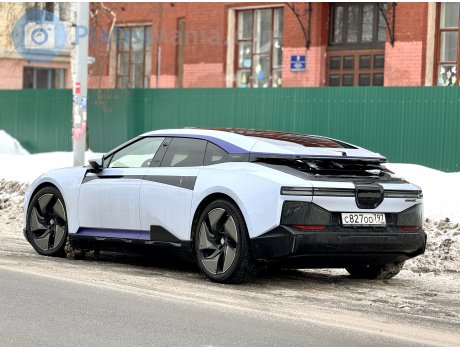 с827оо797, HiPhi Z