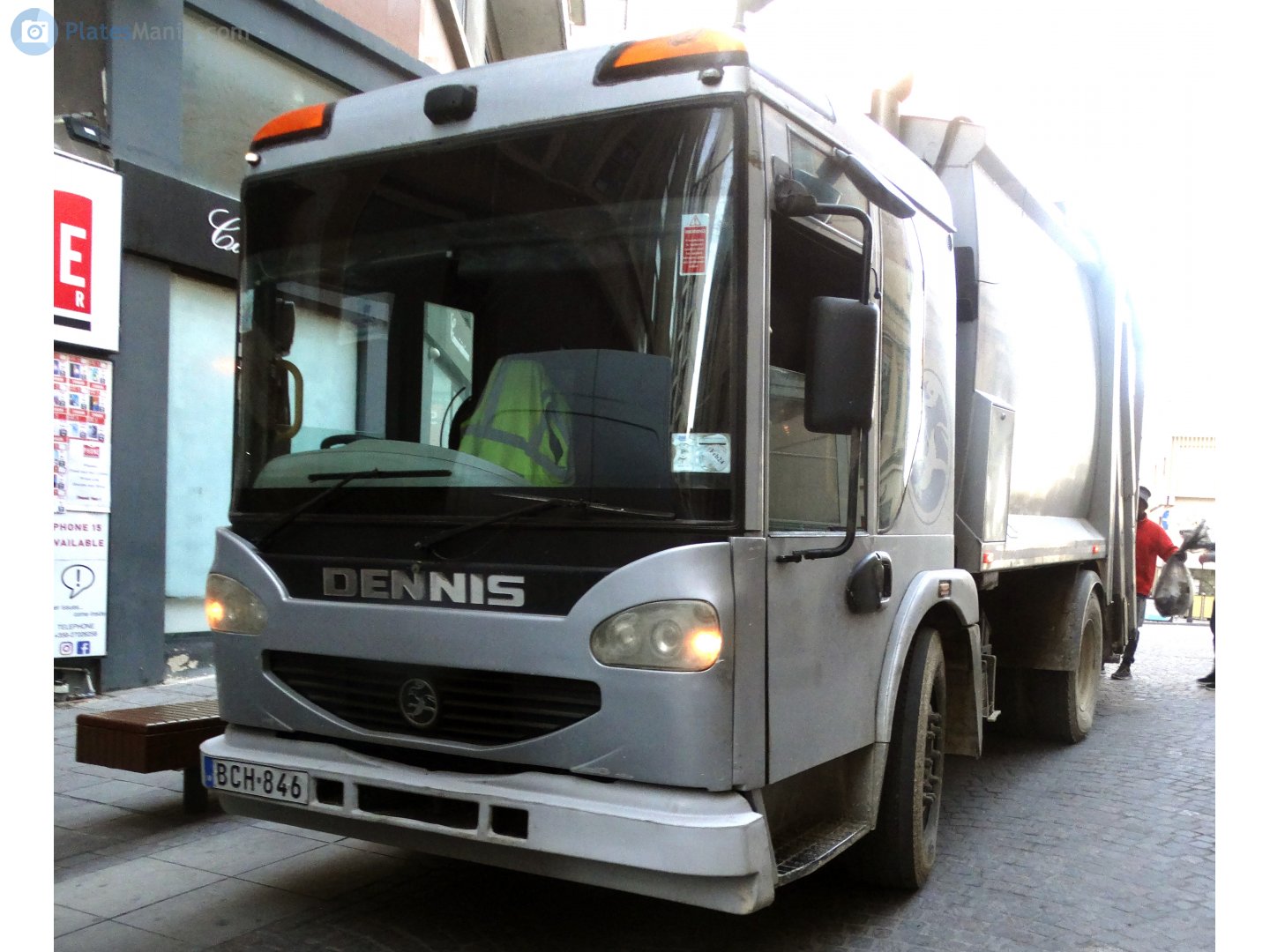 BCH 846, Dennis Elite 2 