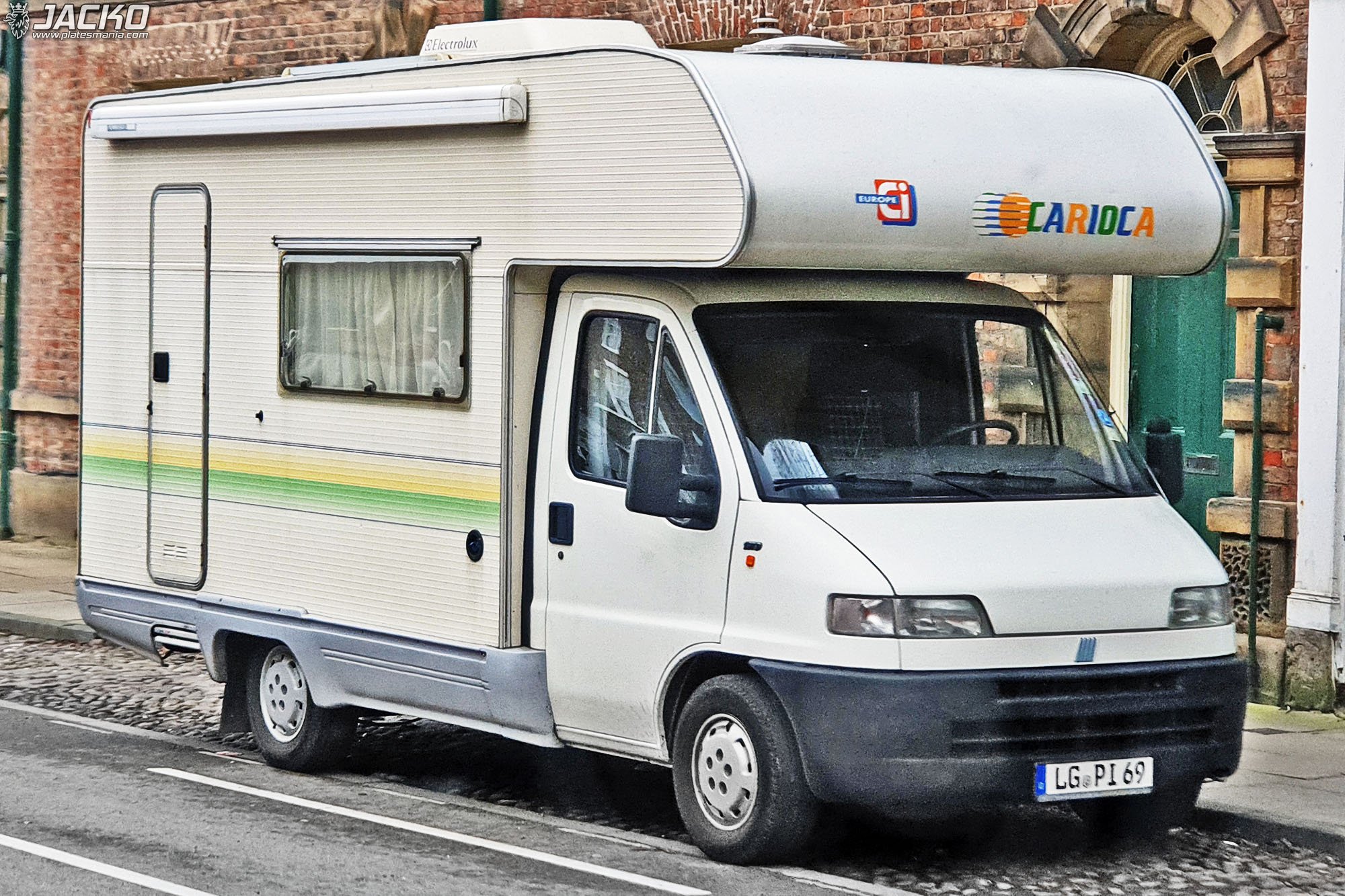 LG PI 69, Caravans International Carioca 