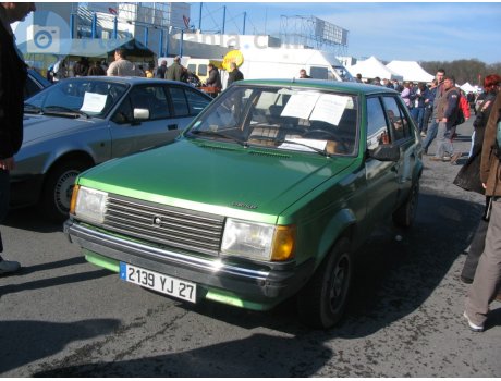 2139 YJ 27, Chrysler Horizon