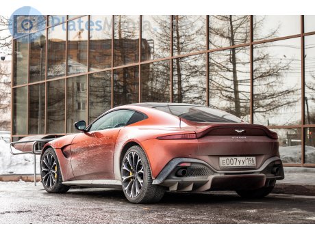 е007уу196, Aston Martin Vantage