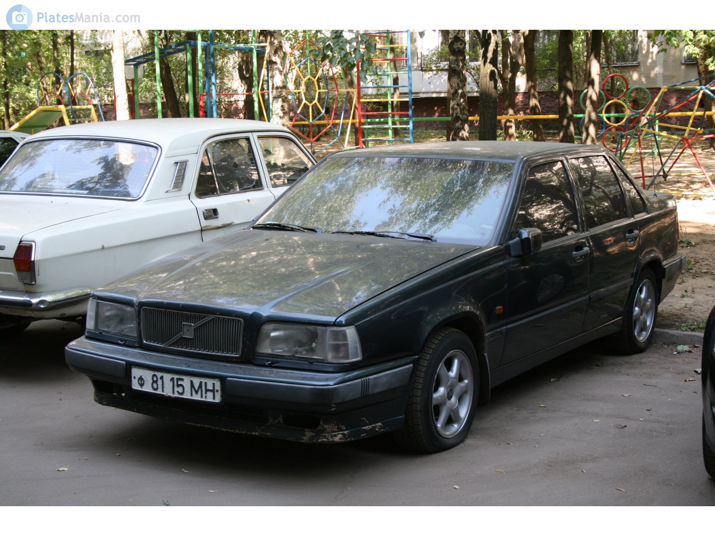 ф 8115 МН, Volvo 850 1st gen Sedan (854), 1991–1994