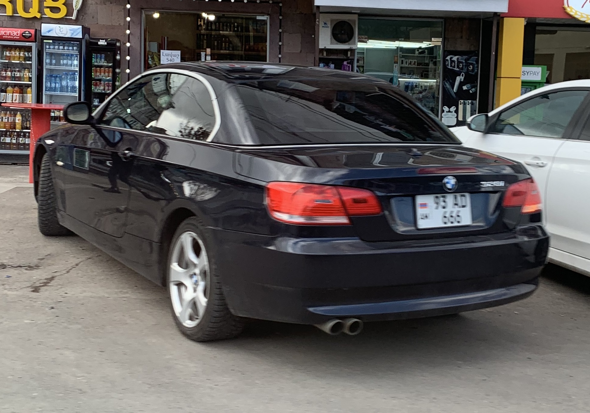 93 AD 666, BMW 3 Series 5th gen Convertible (E93), 2007–2013
