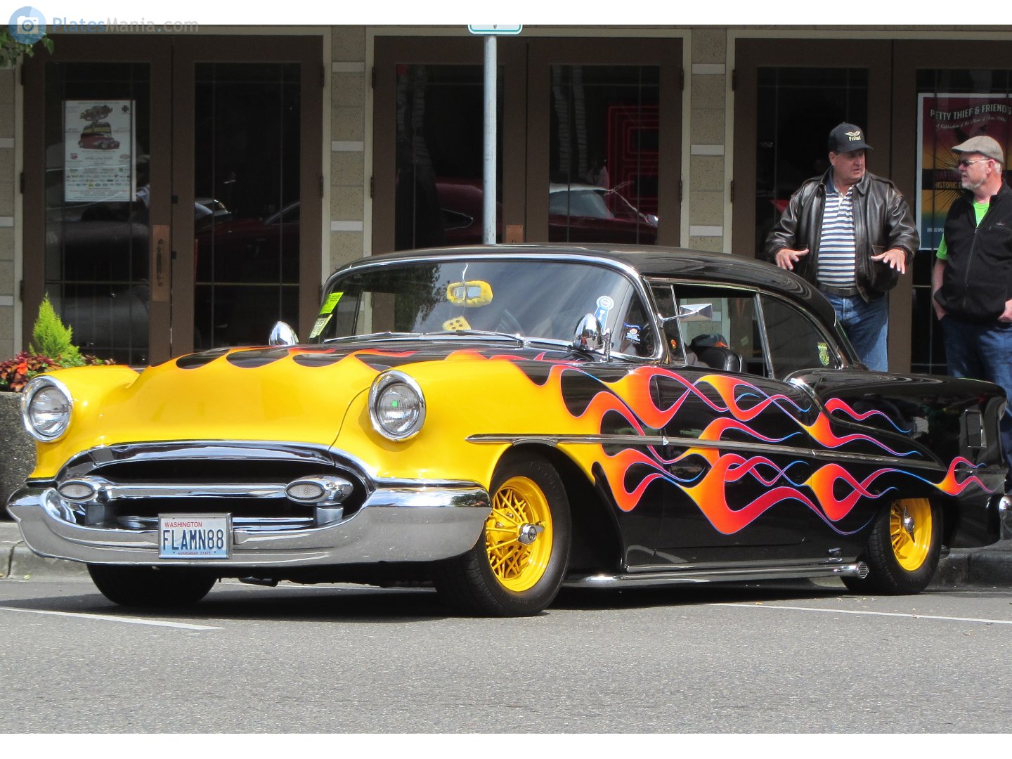 FLAMN88, Oldsmobile 88 2nd gen 1954 2-door Sedan (3611; B-body), 1953–1954