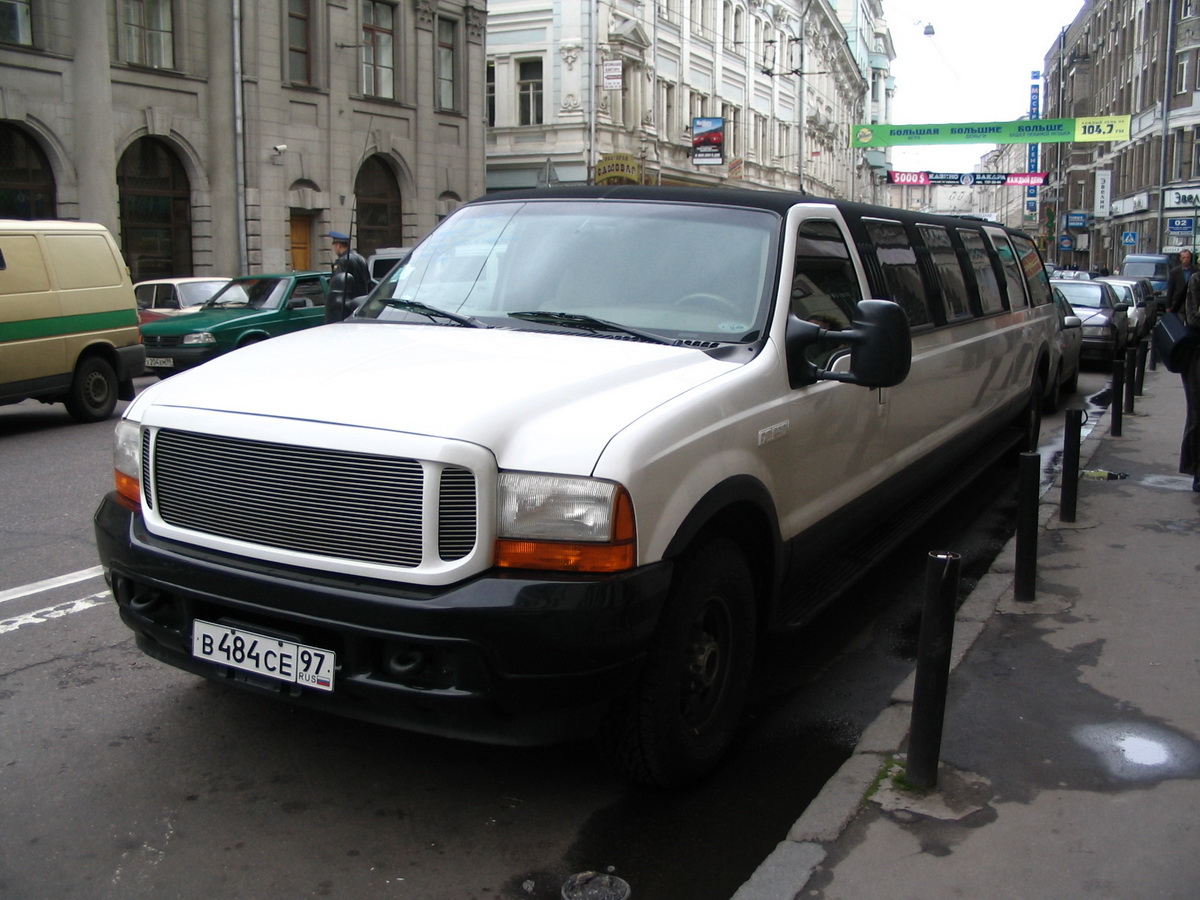 в 484 се 97, Ford Excursion 