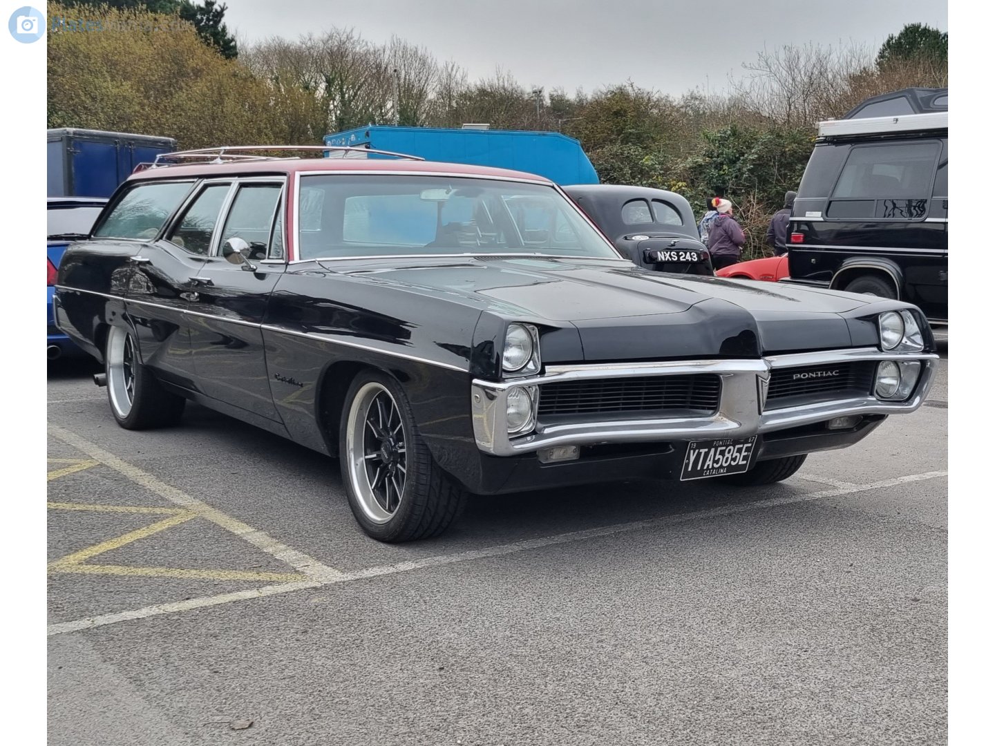 YTA585E, Pontiac Catalina 3rd gen 1967 5-door Station Wagon (25235/25245; B-body), 2nd facelift, 1966–1967