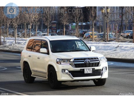 е002сх777, Toyota Land Cruiser