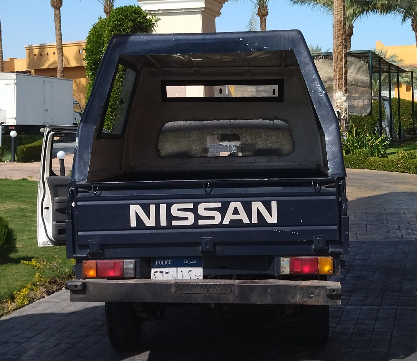 ٢٦٣٨ ١٢ب, Nissan Pickup 