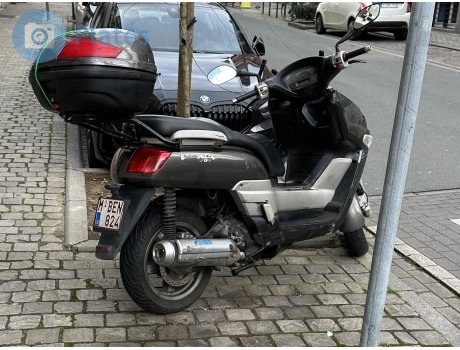 M-BEN-824, Yamaha Versity